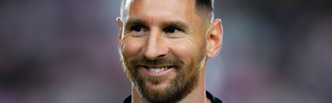 网页版登录-拜仁球员：梅西和C罗选梅西！梅西全面、且能一己之力！